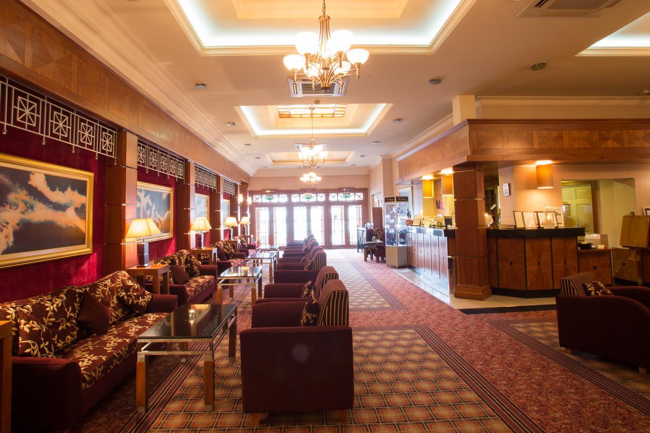 Hamlet Court Hotel Johnstown Bridge Exterior foto