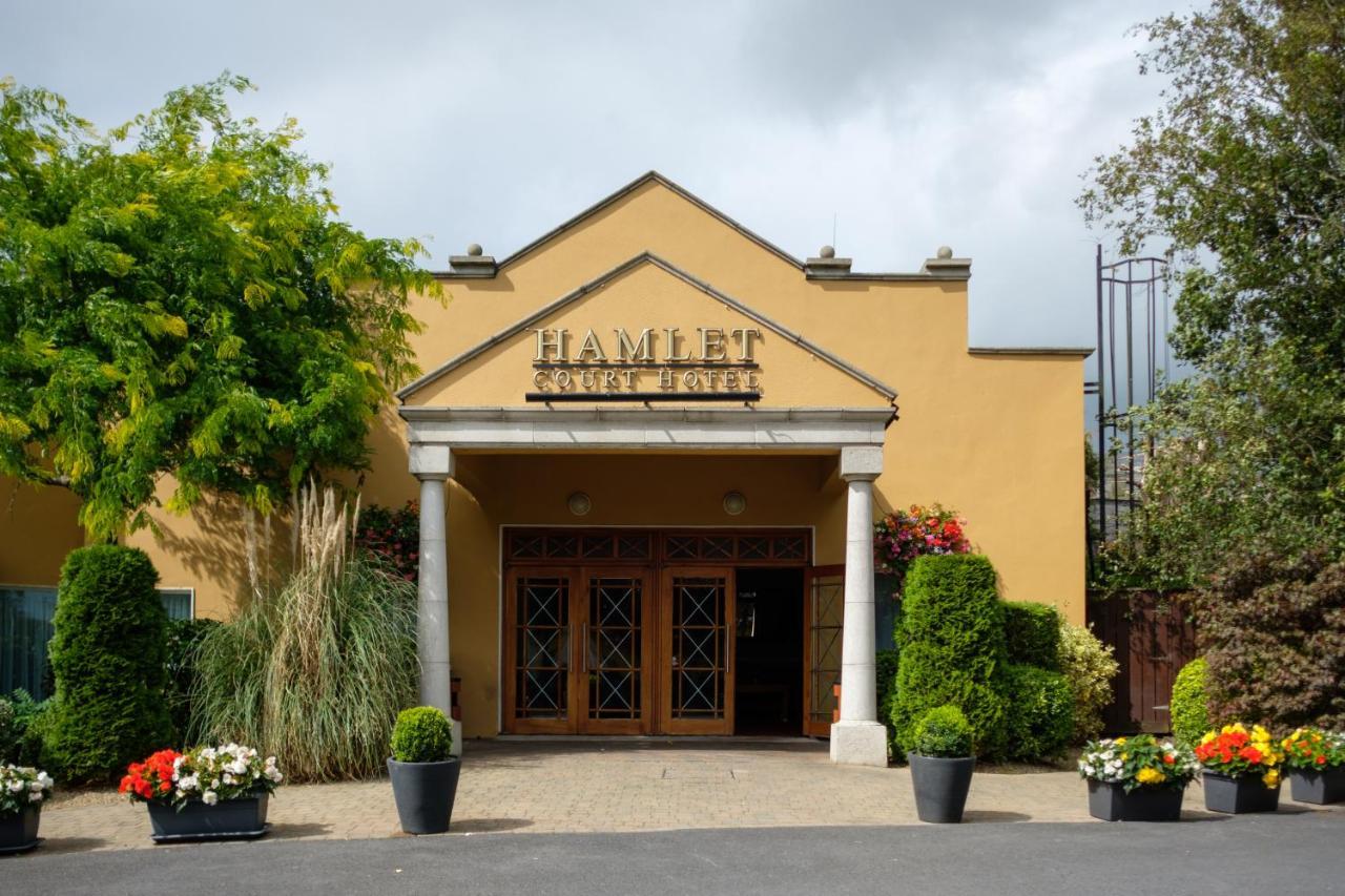 Hamlet Court Hotel Johnstown Bridge Exterior foto